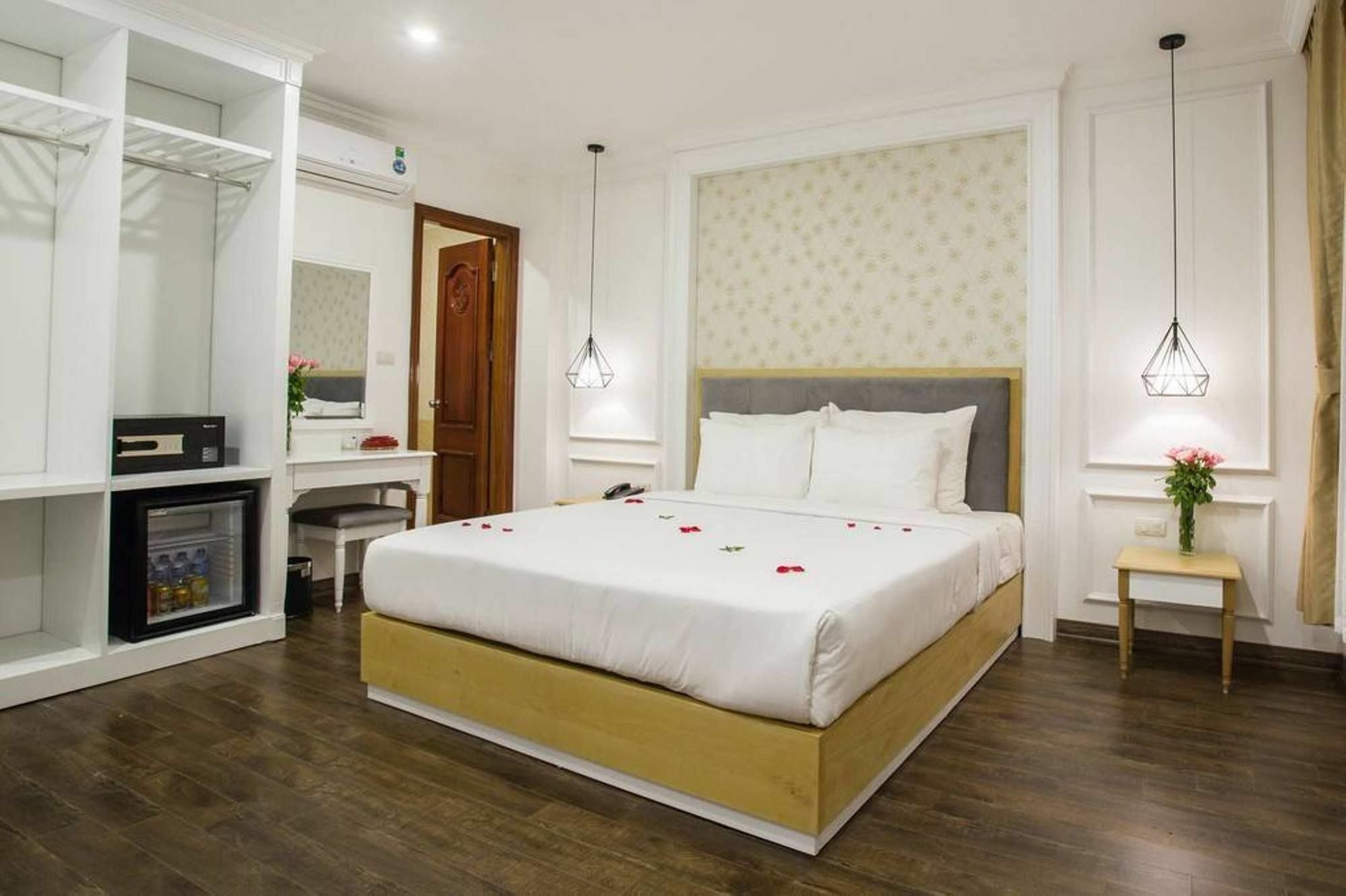 Hanoi A83 Hotel Экстерьер фото