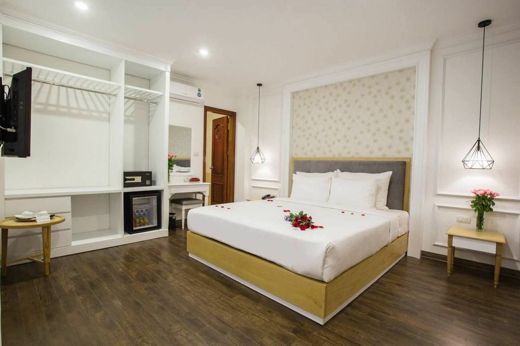Hanoi A83 Hotel Экстерьер фото