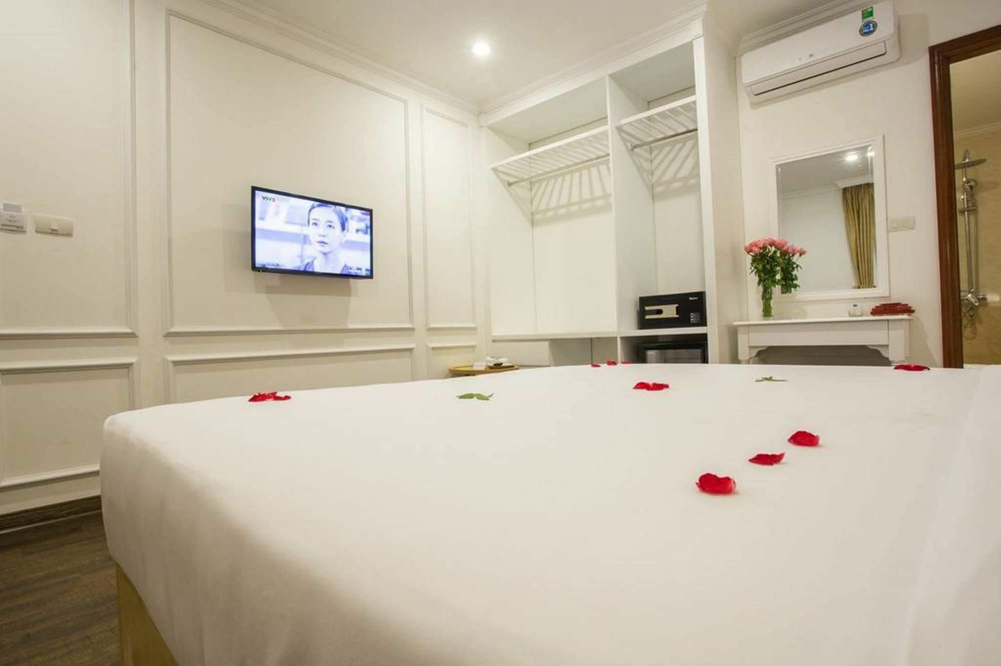 Hanoi A83 Hotel Экстерьер фото