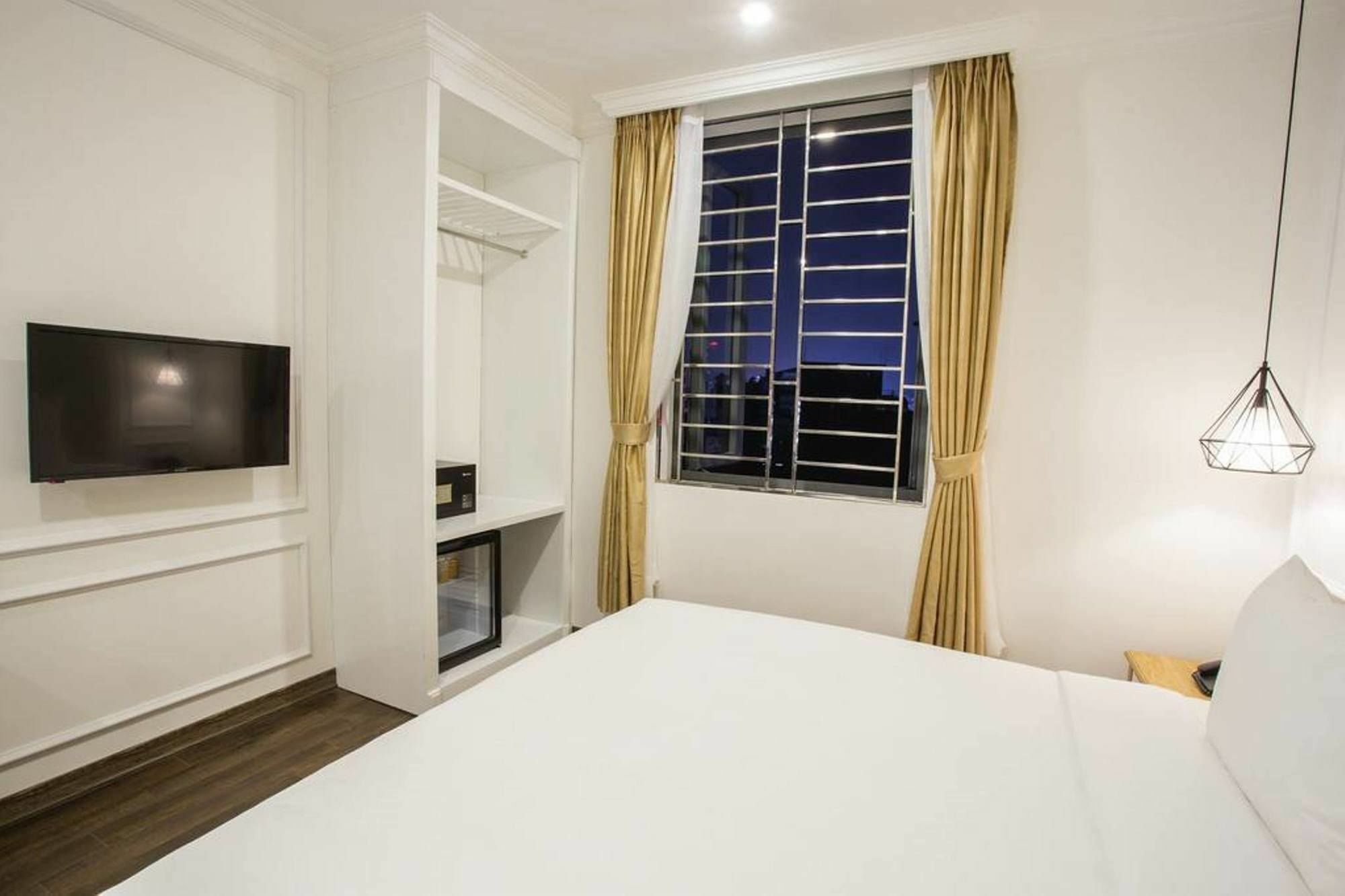 Hanoi A83 Hotel Экстерьер фото